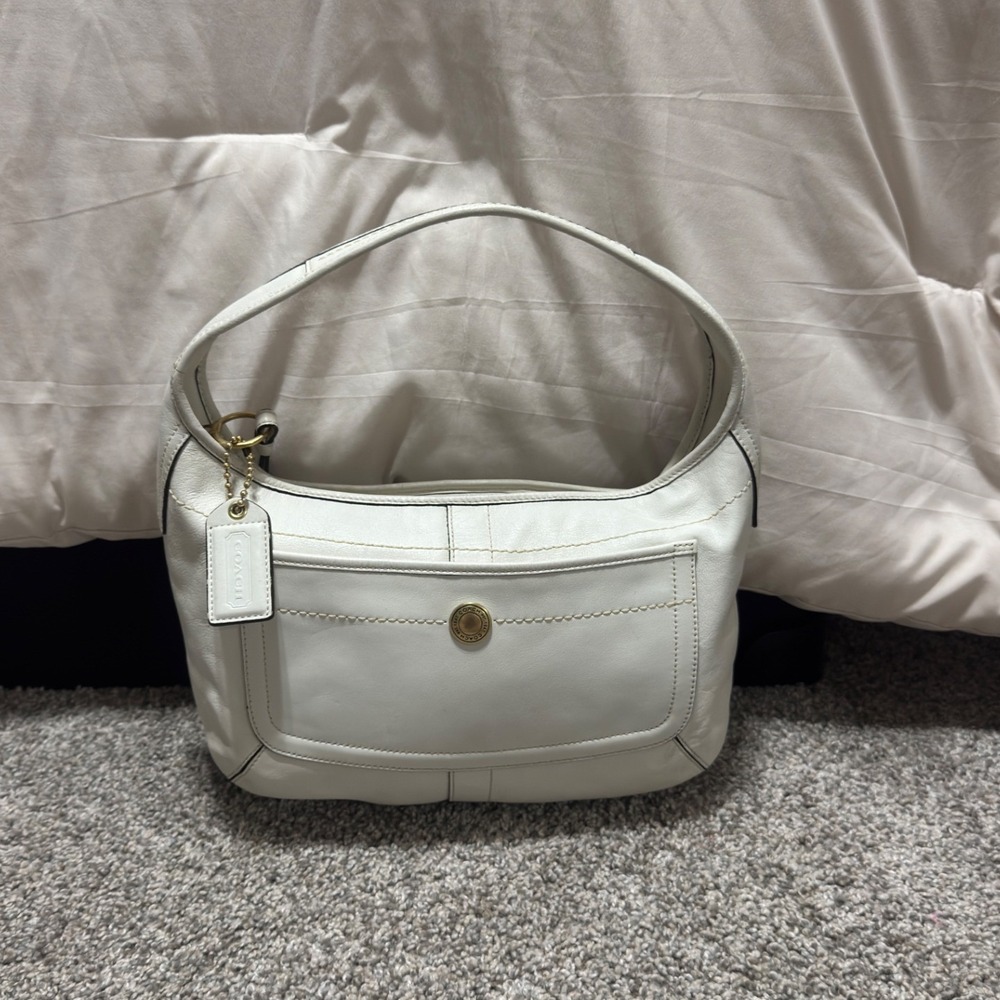 Coach Hamptons White Leather Hobo Bag Shoulder Purse 10740